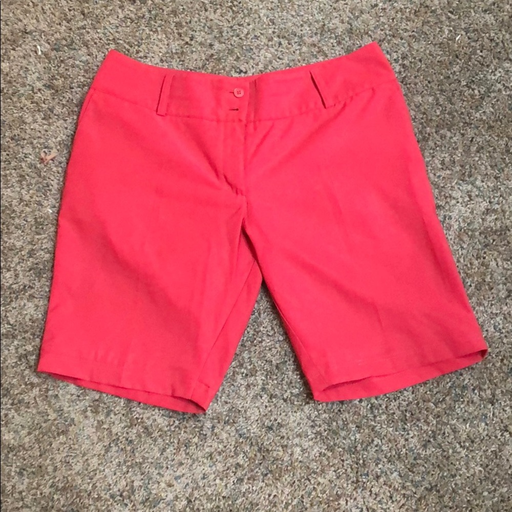GOLF SHORTS